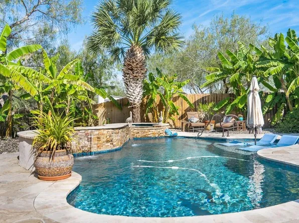 72 Laguna Madre Dr, Laguna Vista, TX 78578
