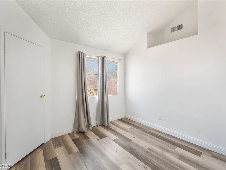 2655 Par Four Ln — Photo 36