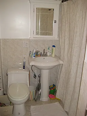 Rented by Alta Real Estate | media 39