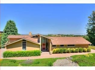 26405 Ascension Dr, Los Altos Hills, CA 94022