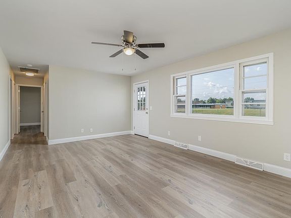 3rd image of 118 College Ave