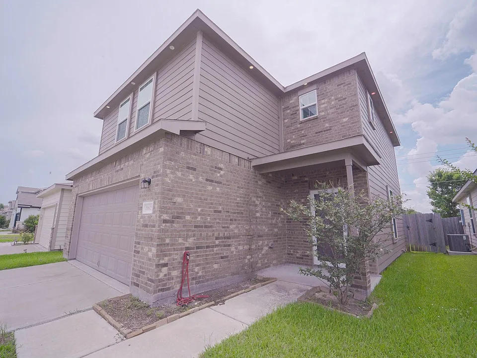 10622 Cashew Run Ln