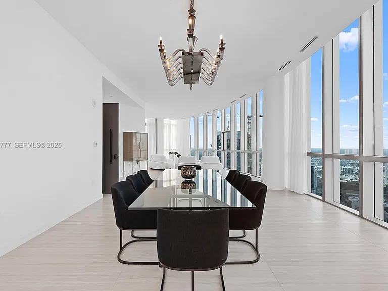 851 NE 1st Ave #Penthouse 5700 — Photo 22