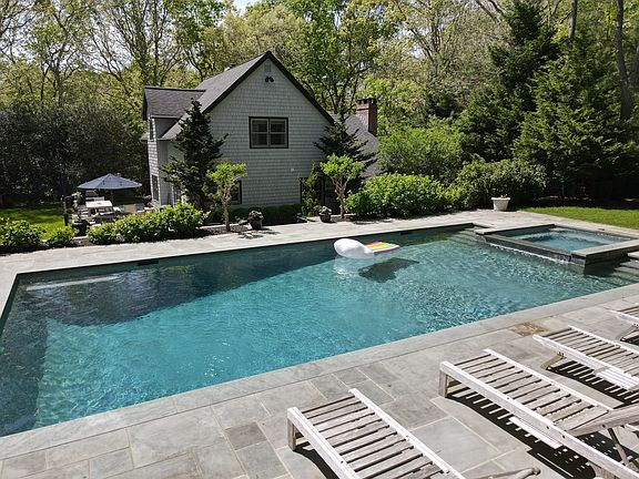 2nd image of 16 Parkside Ave