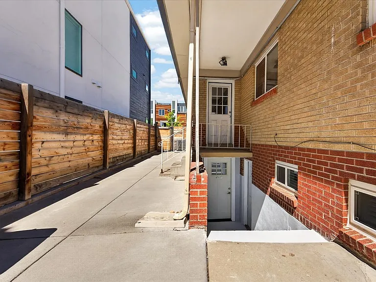 1734 N King St #B — Photo 16