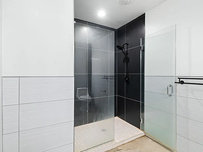 3421 Richmond St #114 — Photo 7