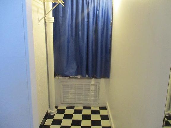 3rd image of 551 E Miracle Strip Pkwy APT 6