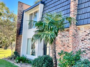 527 Front Beach Dr APT 78, Ocean Springs, MS 39564