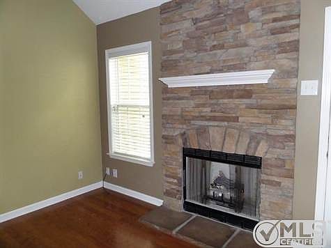 4th image of 1685 Cedar Springs Cir