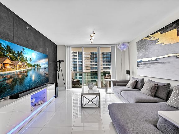 2nd image of 3001 S Ocean Dr APT 1513