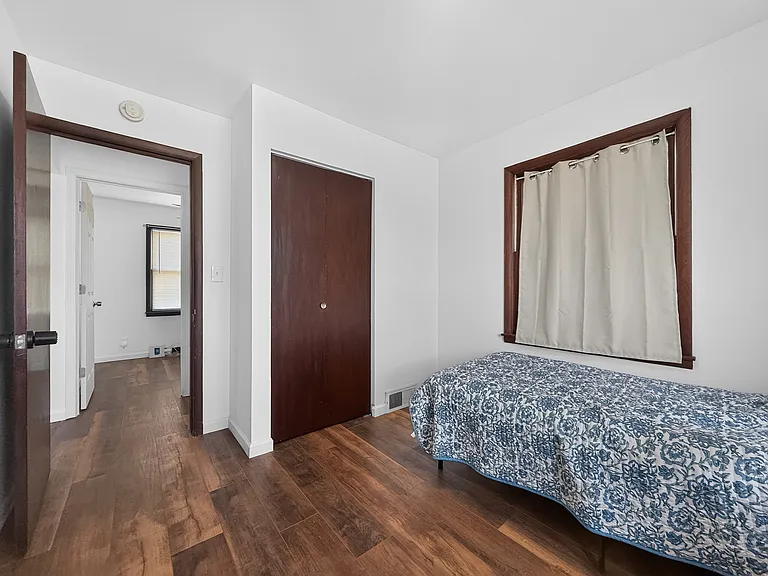 1705 E Granet Ave — Photo 14