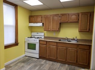 524 Providence St #1, Woonsocket, RI 02895