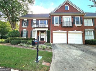 617 Vinings Estates Dr SE, Mableton, GA 30126