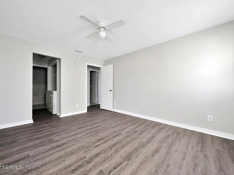 7346 El Barco Rd #8 — Photo 15