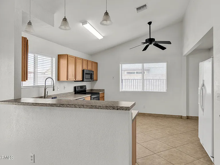 8834 W Purdue Ave — Photo 10