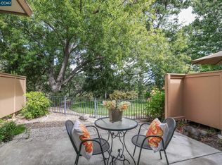 1252 Singingwood Ct APT 3, Walnut Creek, CA 94595