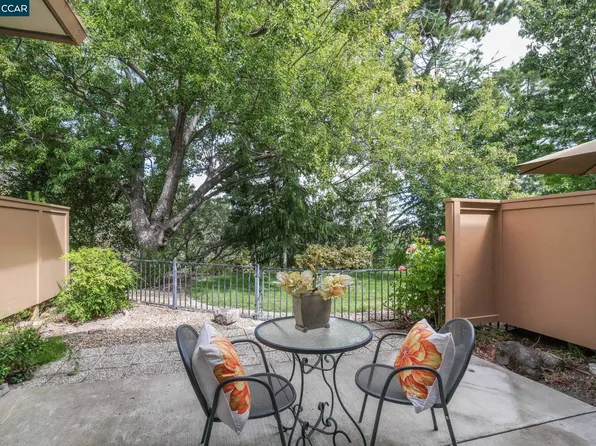 1252 Singingwood Ct APT 3, Walnut Creek, CA 94595