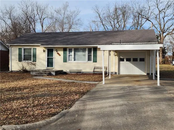 455 W Cooper St, Tipton, MO 65081