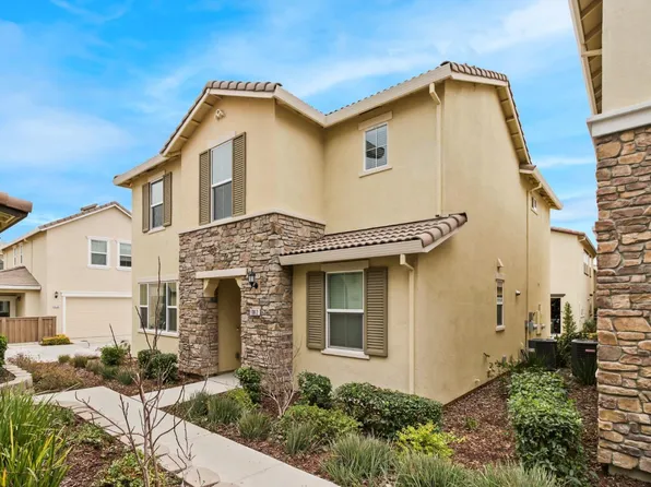 10812 Portico Cir, Rancho Cordova, CA 95670