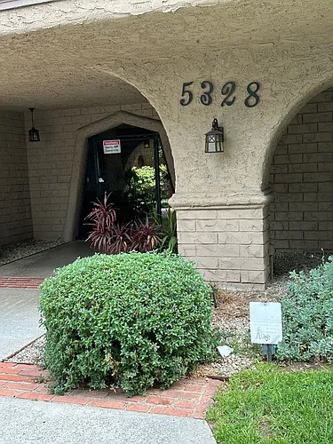 5328 Hermitage Ave Photo 1