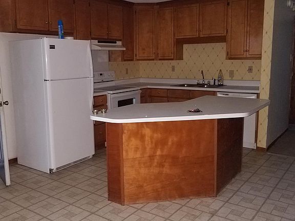 Kitchen with Appliances