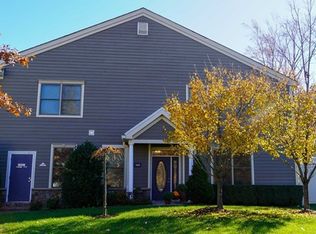 1006 Whitney Ln, Allendale, NJ 07401