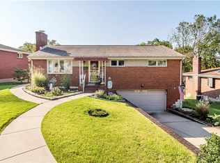 920 Nurnberger Dr, Pittsburgh, PA 15236
