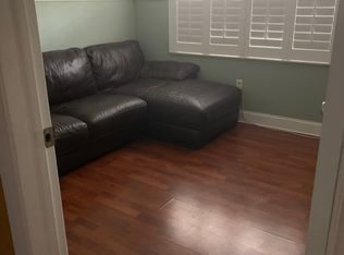 9211 E Calusa Club Dr, Miami, FL 33186