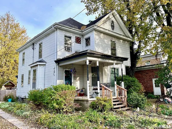 218 S Prairie St, Jacksonville, IL 62650