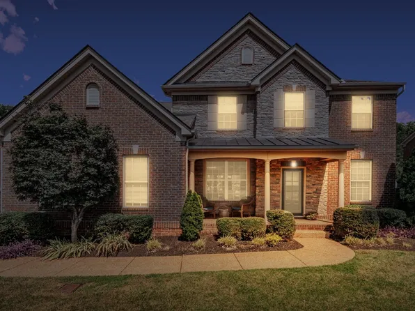106 Houghland St, Gallatin, TN 37066