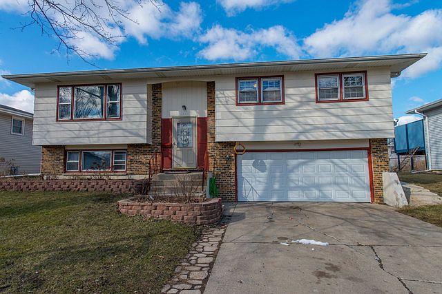 1st image of 1880 Marigold Ln