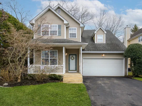 420 Mystic Way, Bay Shore, NY 11706