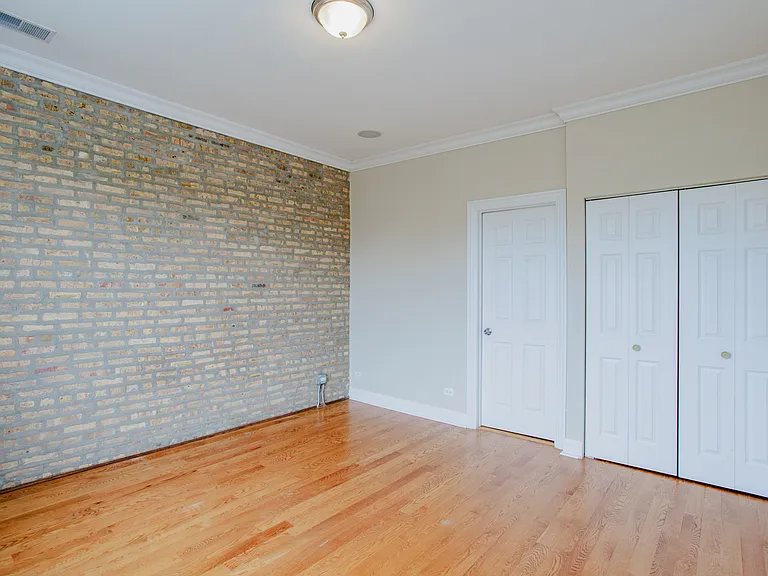 6150 N Ravenswood Ave #4 — Photo 12