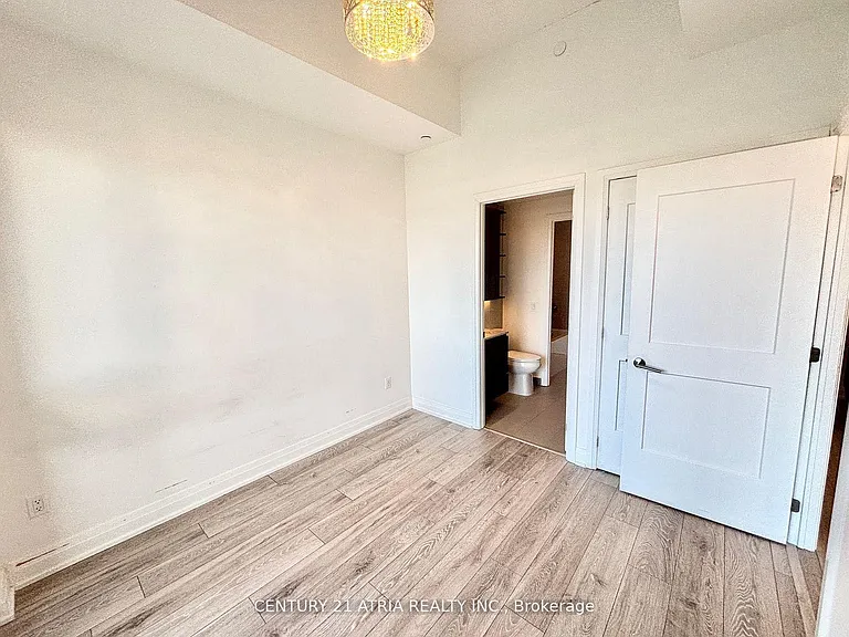 21 Park St E #712 — Photo 14
