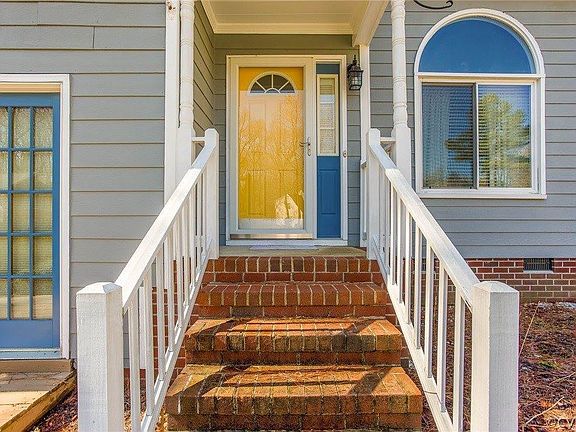 4th image of 2204 Providence Ct
