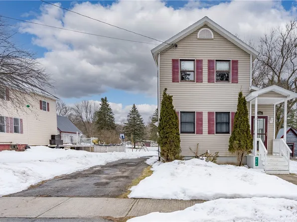 726 Alexandria St, Carthage, NY 13619