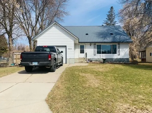 323 W Washington Ave, Mahnomen, MN 56557