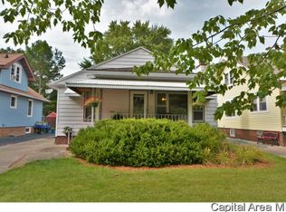 1529 Governor St, Springfield, IL 62704
