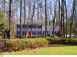 5730 Musket Ln, Stone Mountain, GA 30087