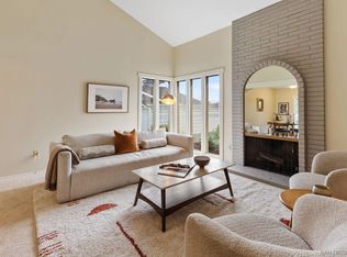 16598 Casero Rd, San Diego, CA 92128