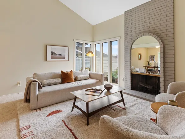 16598 Casero Rd, San Diego, CA 92128