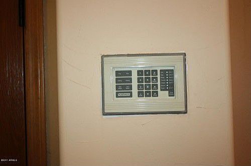 5th image of 44 W Buena Vista Dr