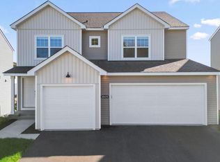10455 Glenbrook Ave S, Cottage Grove, MN 55016