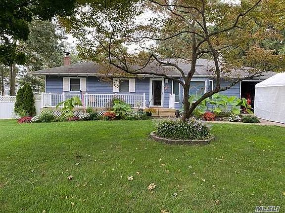 4th image of 1196 Waverly Ave
