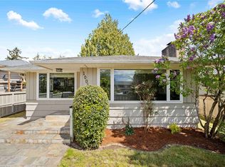 10020 40th Ave SW, Seattle, WA 98146