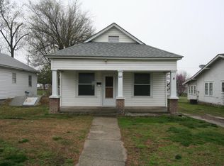 3047 E 8th St, Joplin, MO 64801