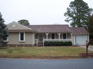 1182 Cumberland Dr, Colonial Heights, VA 23834