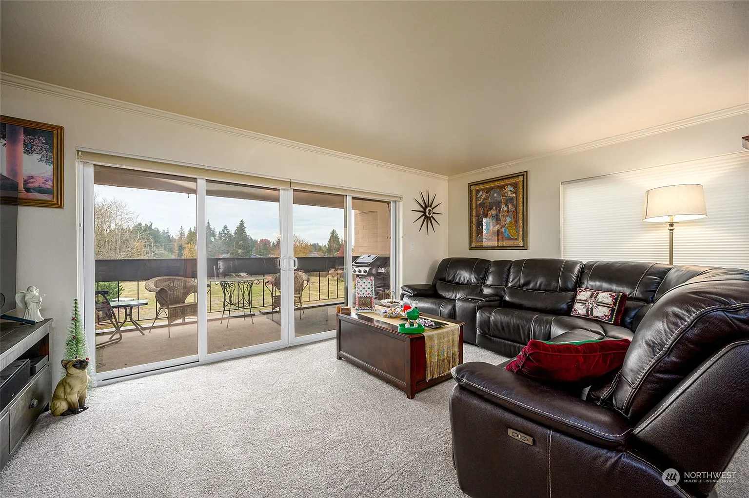 2021 N LaVenture Road #202 photo 1