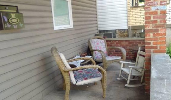 Small front porch