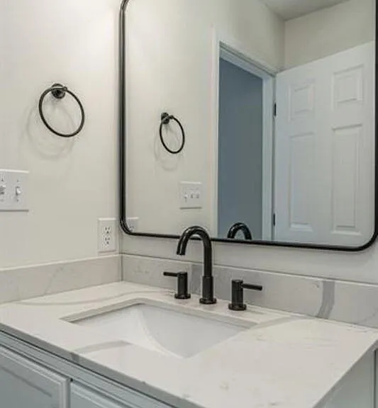 145 Sandhurst Pl — Photo 20